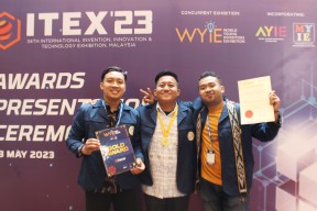 Gubernur Khofifah Optimis Lulusan Universitas Airlangga Siap dan Kuat Hadapi Tantangan Global