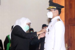 Gubernur Jatim Lantik Walikota Pasuruan