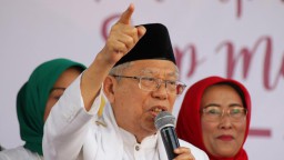 Pemilik Akun FB  yang Kolasekan Wapres dengan Aktor Film Porno Dicokok
