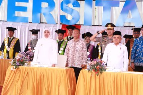 Gubernur Khofifah : Harap SDM Madura  Berdaya Saing Global Dengan Nafas Religiusitas