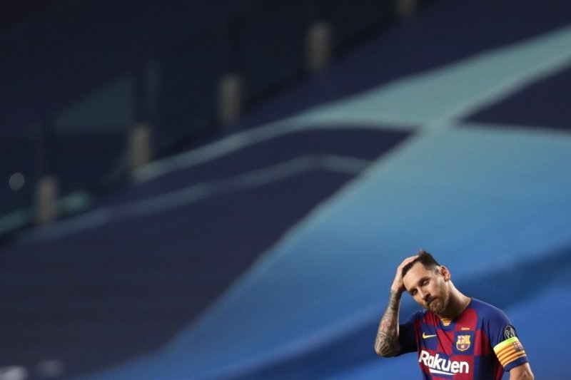 WOW! Neymar Khusus Telepon Messi, Ada Apa Ya?