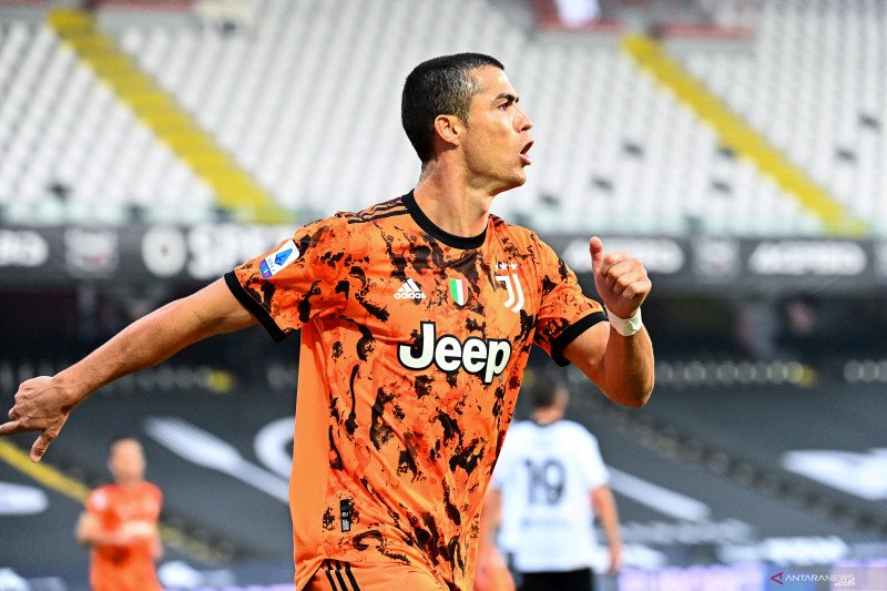 Brace Ronaldo Antar Juventus Tekuk Tuan Rumah Spezia 4-1