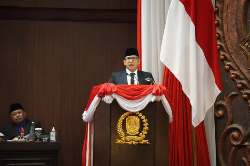 DPRD Jatim Gelar Rapat Paripurna Penyampaian Visi Misi Gubernur dan Wakil Gubernur 2025-2030