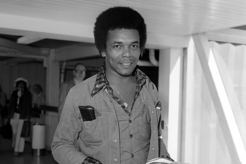 Almarhum Johnny Nash. ant