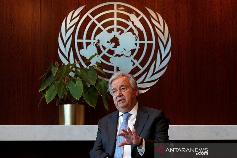 Sekretaris Jenderal Perserikatan Bangsa-Bangsa Antonio Guterres berbicara selama wawancara dengan Reuters di markas besar PBB di New York City, New York, AS, (14/9/2020). ANTARA/GREUTERS / Mike Segar/pri. (REUTERS/MIKE SEGAR)

