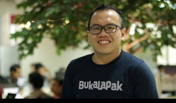 Muhammad Fajrin Rasyid diangkat menjadi Presiden Bukalapak, Senin (25/6/2018). (Sumber: dok. Bukalapak)
