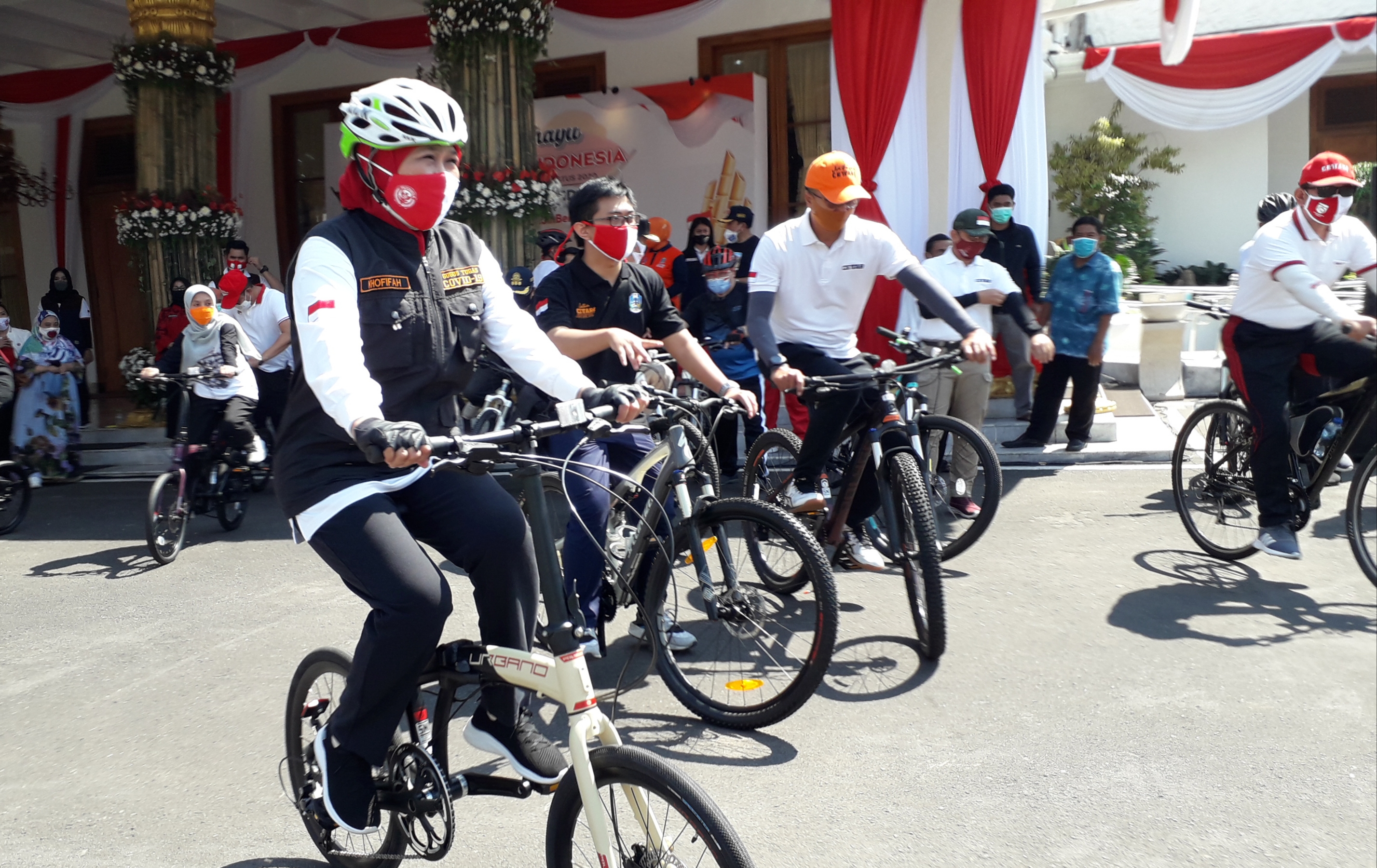 Mengedukasi Masyarakat via Gowes