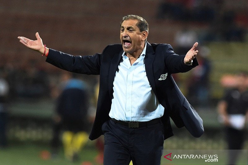 dok/Pelatih asal Argentina, Ramon Diaz, saat masih menangani klub Paraguay, Libertad, pada 3 Maret 2020. Diaz baru saja dipecat klub Brazil Botafogo hanya tiga pekan setelah menjabat. (ANTARA/AFP/Joaquin Sarmiento)

