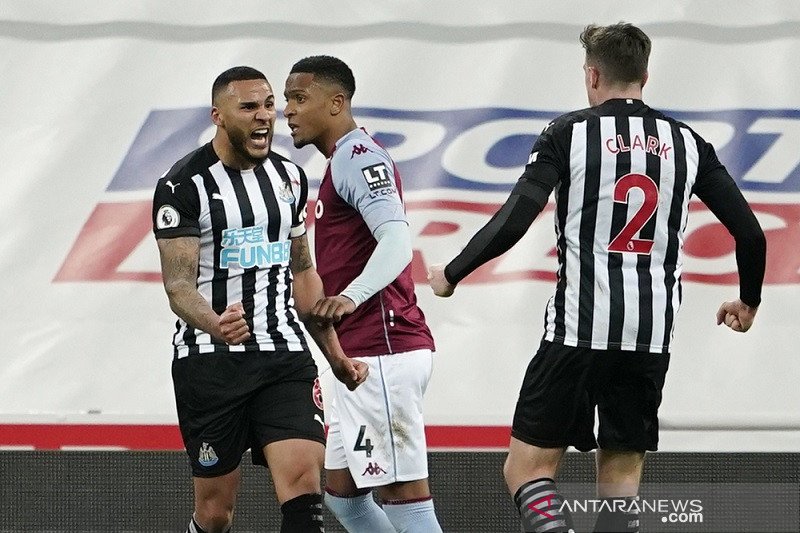 Lascelles Selamatkan Newcastle  dari Kekalahan