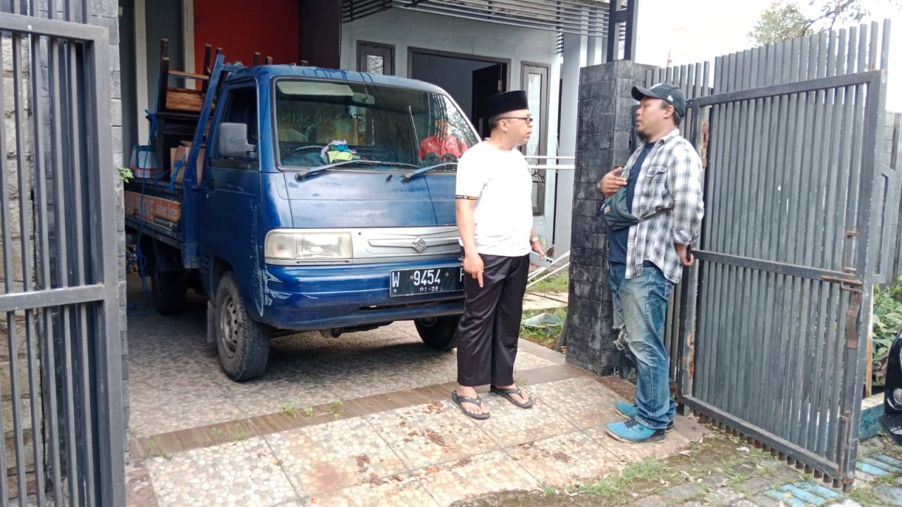 Ardy Pranata, kuasa hukum Anggoro dan Sarmidin Harahap kuasa hukum keluarga almarhum Pulungan di Perumahan Griya Kebon Agung 2 Blok G2-22, Sukodono, Kabupaten Sidoarjo