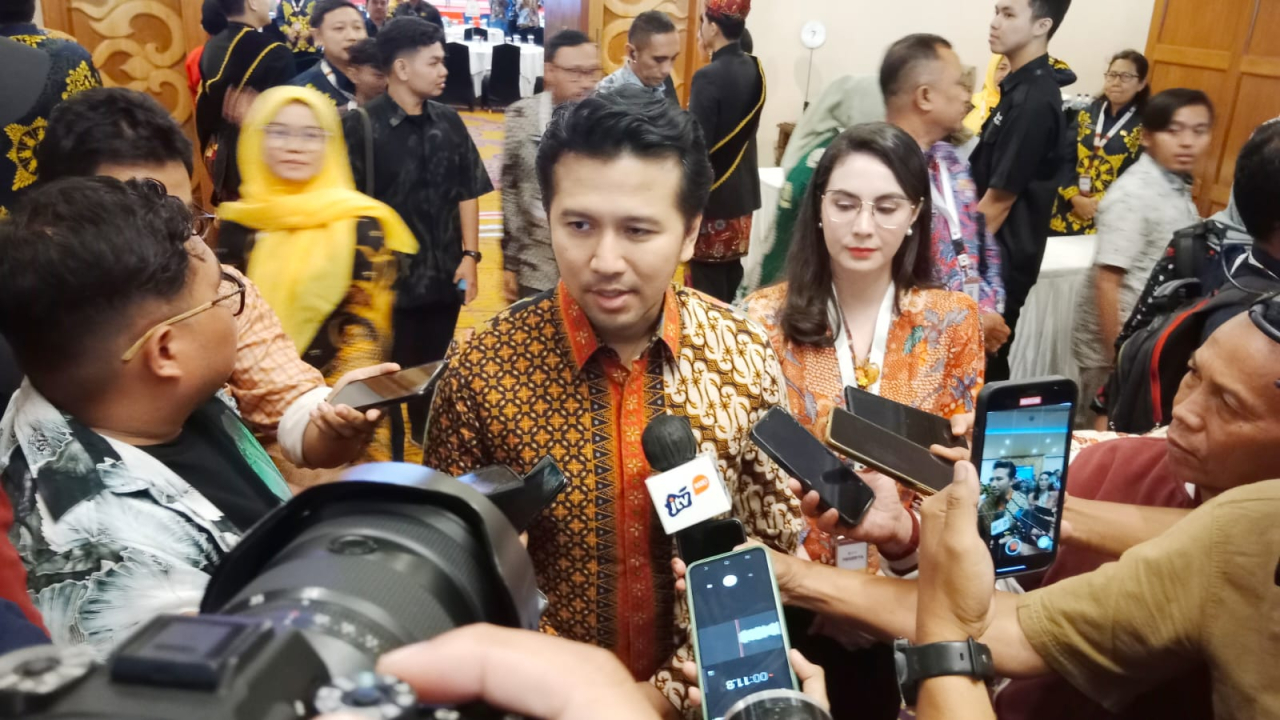 Wakil Gubernur Jawa Timur, Emil Elestianto Dardak saat menghadiri Musrenbang RPJMD Provinsi Jawa Timur 2025–2029 dan RKPD Tahun 2026 di Surabaya, Selasa (29/4).