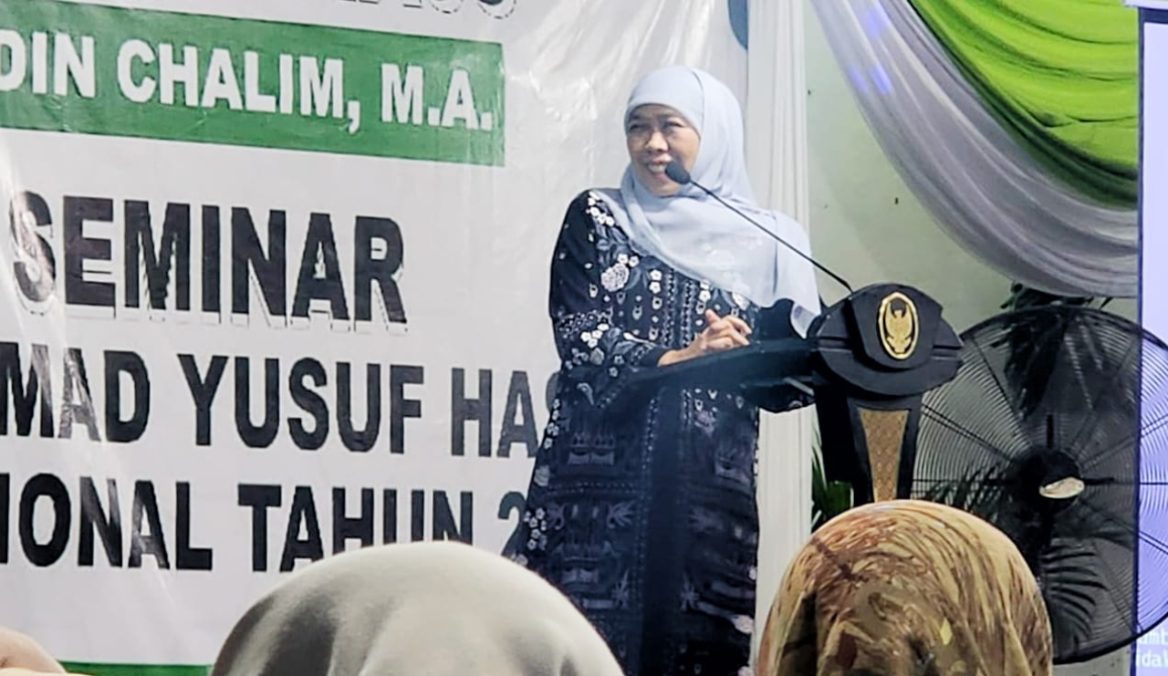Gubernur Jawa Timur Khofifah Indar Parawansa dalam sebuah forum istighosah dan seminar sejarah yang digelar Rabu malam, 28 Mei 2025.