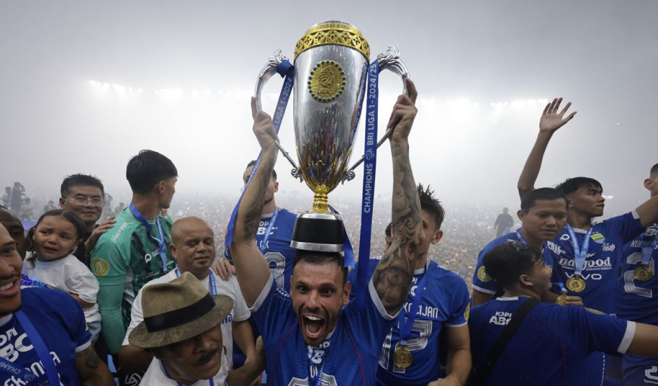 Gelandang serang PERSIB, Tyronne del Pino menjadi pemain terbaik Liga 1 2024/25. (PERSIB.co.id/Barly Isham)