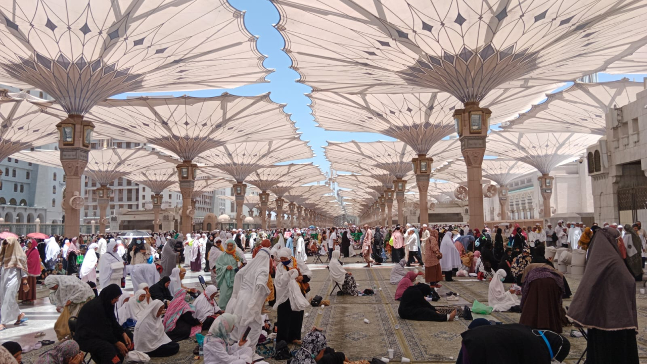 Selama berada di Madinah, Kementerian Agama (Kemenag) mengingatkan jemaah untuk menjaga ketertiban, memperhatikan kesehatan, serta menjalankan ibadah dengan bijak.