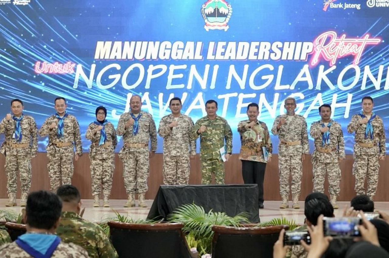Retret kepemimpinan bertajuk Manunggal Leadership Retreat: Ngopeni Nglakoni Jawa Tengah resmi ditutup oleh Gubernur Jawa Tengah Ahmad Luthfi, Senin (16/6/2025)