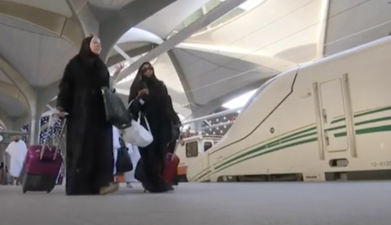 Saudi Arabia Railways (SAR) melayani hampir dua juta kursi untuk jamaah haji yang akan menggunakan layanan Kereta Cepat Haramain selama musim Haji 1446 Hijriah