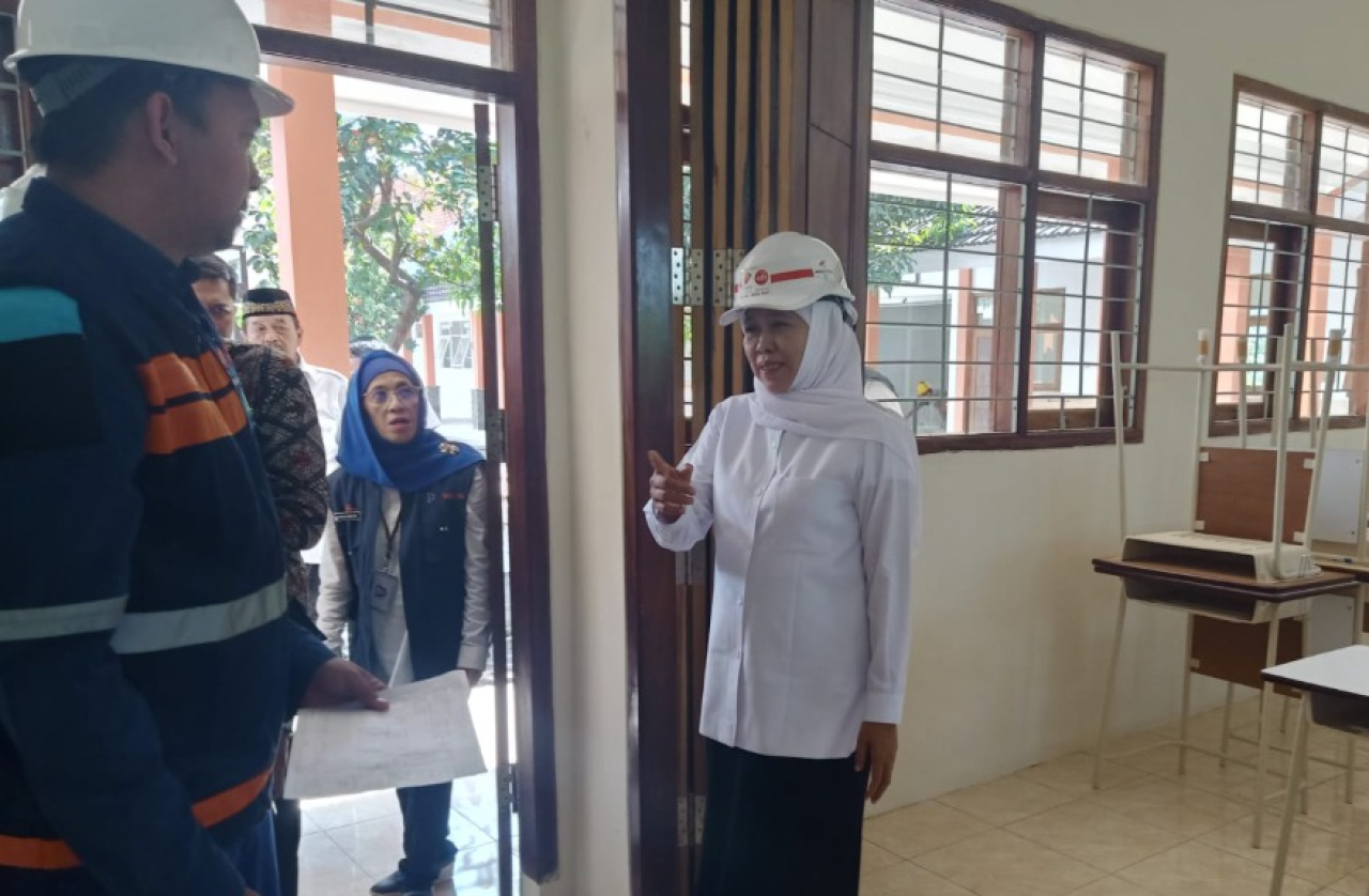 Gubernur Jawa Timur saat kegiatan kunjungannya di Kabupaten Jombang, Jumat (26/6/2025)