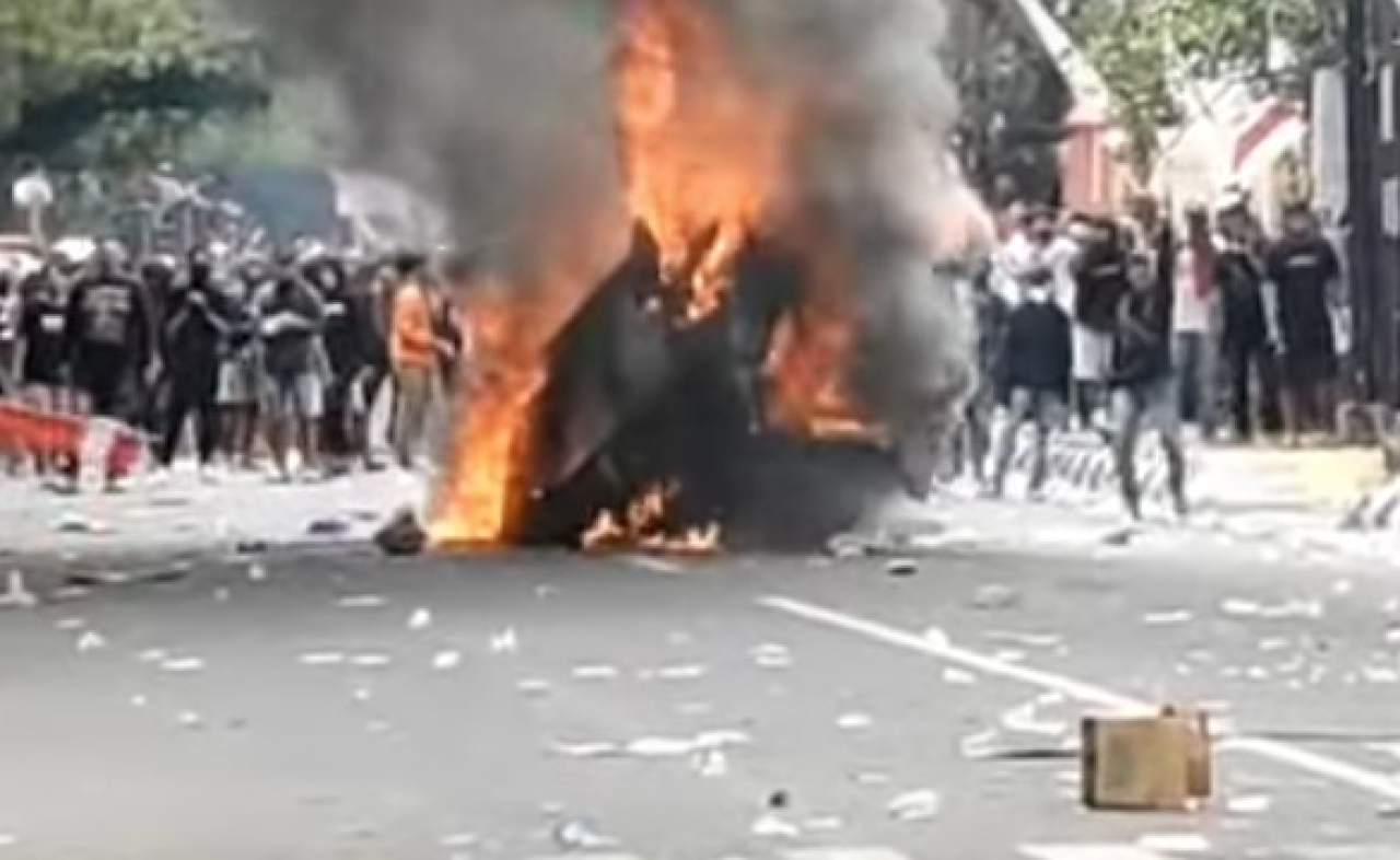 Kapolri Perintahkan Usut Tuntas Pembakaran Mobil Polisi Saat Demo Pati