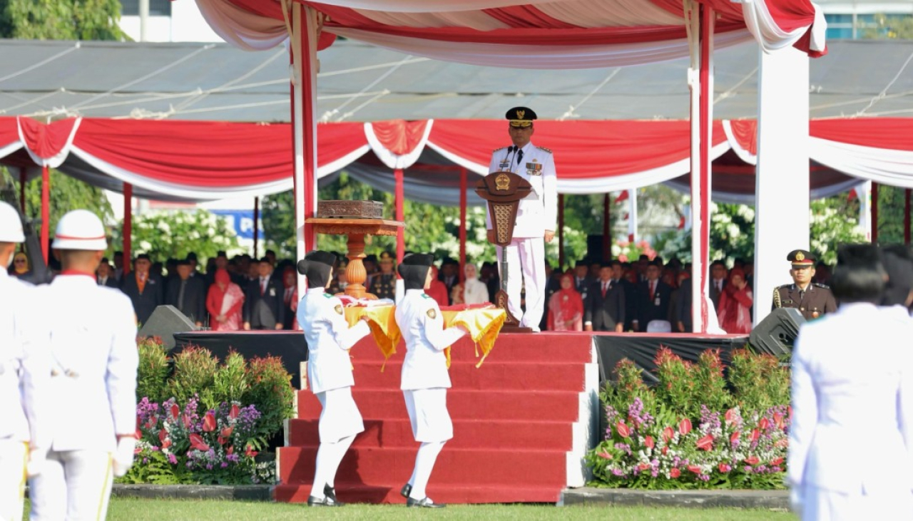 Gubernur Jawa Tengah, Ahmad Luthfi, dalam upacara peringatan HUT RI, di lapangan Pancasila Simpanglima Kota Semarang, Minggu (17/8/2025).