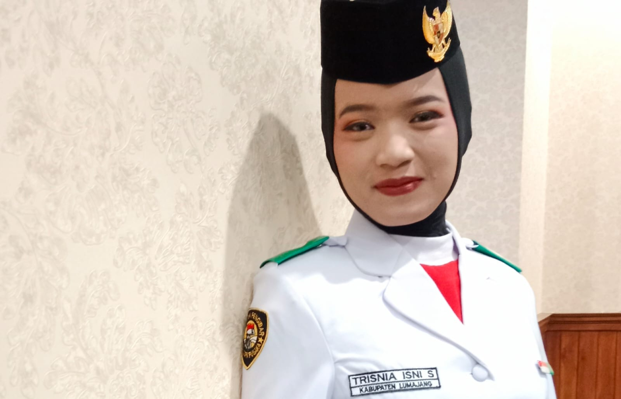 Trisnia Isni Susilowati, anggota Paskibaraka Jawa Timur 2025 asal Lumajang