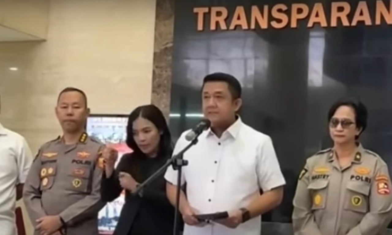Bareskrim Polri akhirnya mengumumkan hasil tes DNA yang melibatkan mantan Gubernur Jawa Barat, Ridwan Kamil (RK), Lisa Mariana, serta seorang anak berinisial CA.