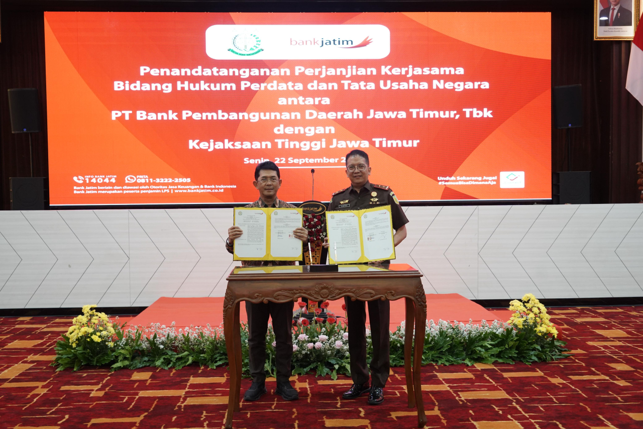 Bank Jatim bersama dengan Kejaksaan Tinggi Jawa Timur telah melakukan penandatanganan perjanjian kerja sama bidang hukum perdata dan tata usaha negara pada hari Senin (22/9).