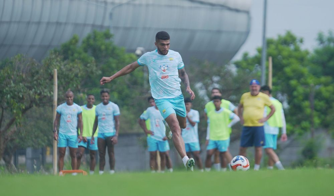 Gelandang PERSIB, Rosembergne "Berguinho" da Silva