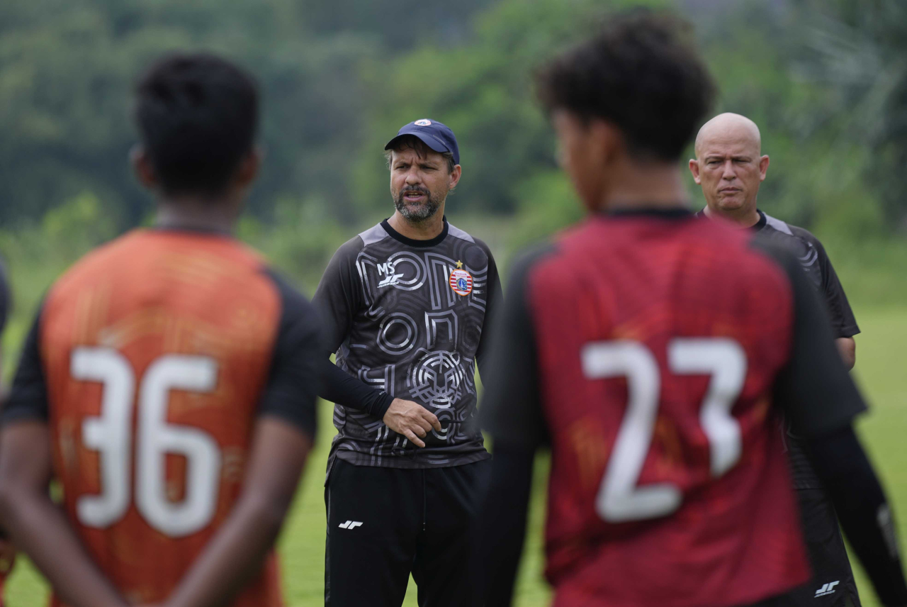 Pelatih Persija, Mauricio Souza