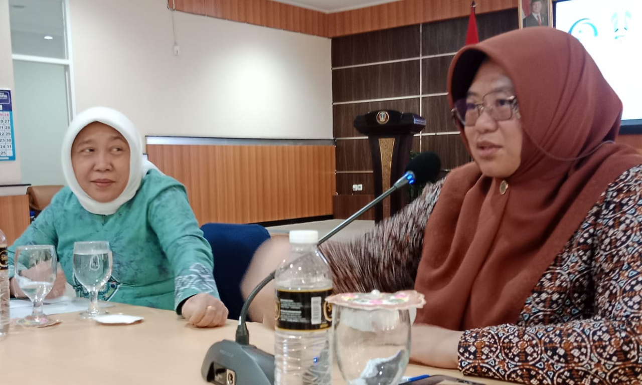 Diskusi dengan awak media kabar seputar rangkaian peringatan HUT Jatim 2025. Kegiatan ini berlangsung hangat di Kantor Kominfo Jatim, Surabaya, Kamis (2/10)