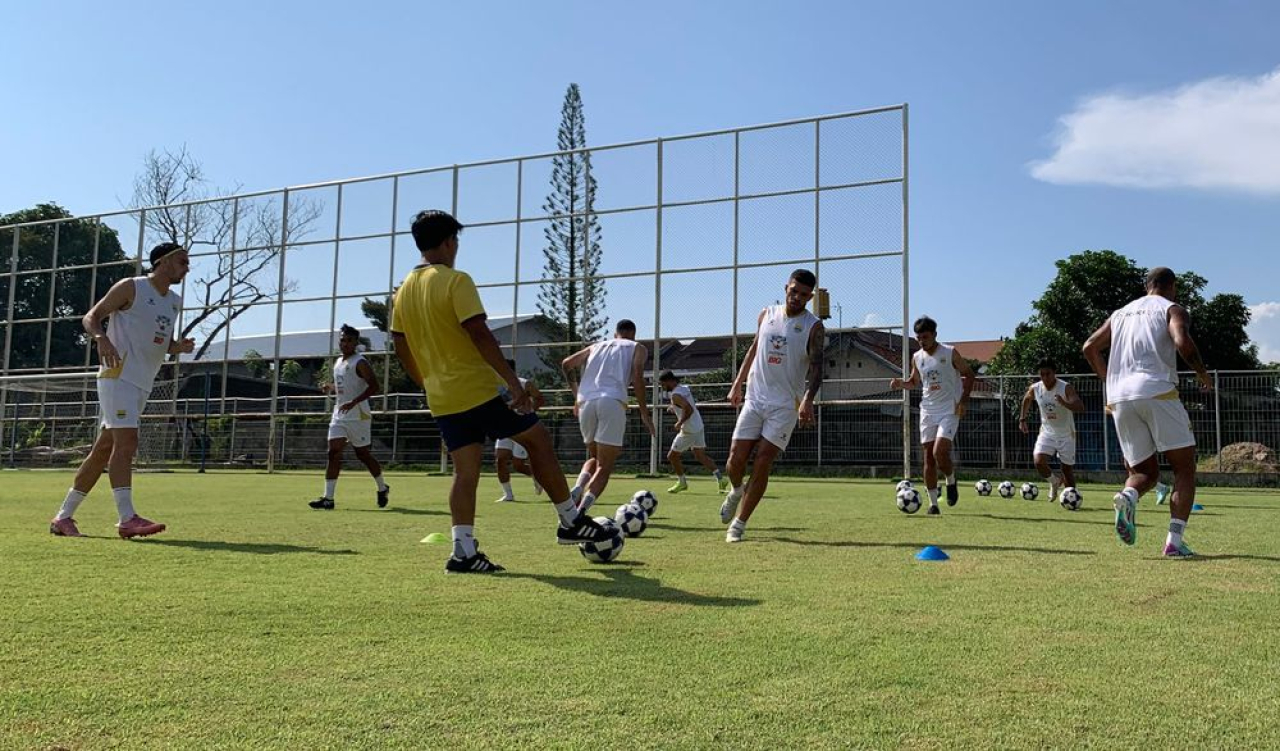 PERSIB Tak Punya Waktu Santai, Bojan Hodak Langsung Genjot Latihan Pasca Laga Kontra Bali United
