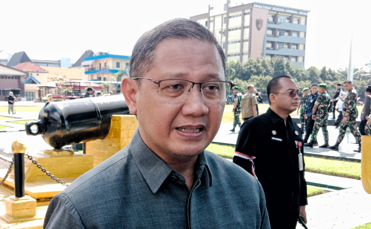 Kepala Dinas Pendidikan Jawa Timur, Aries Agung Paewai