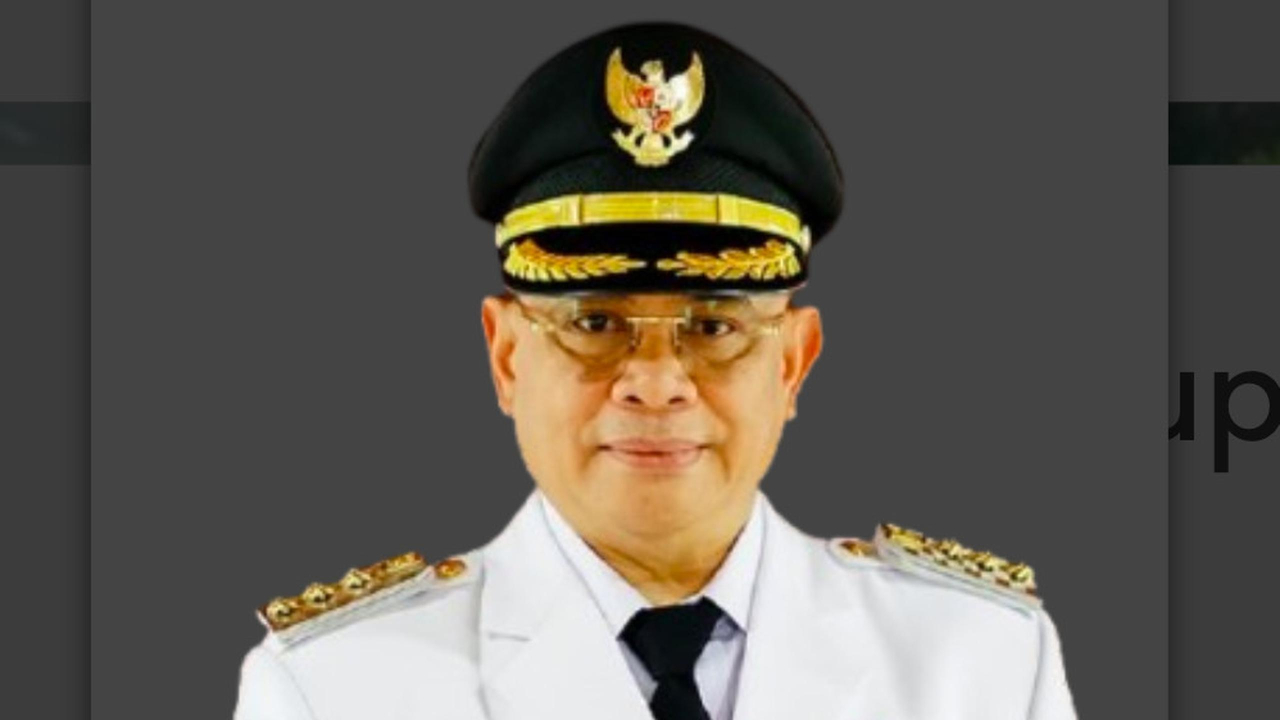 Bupati Pati Sadewo