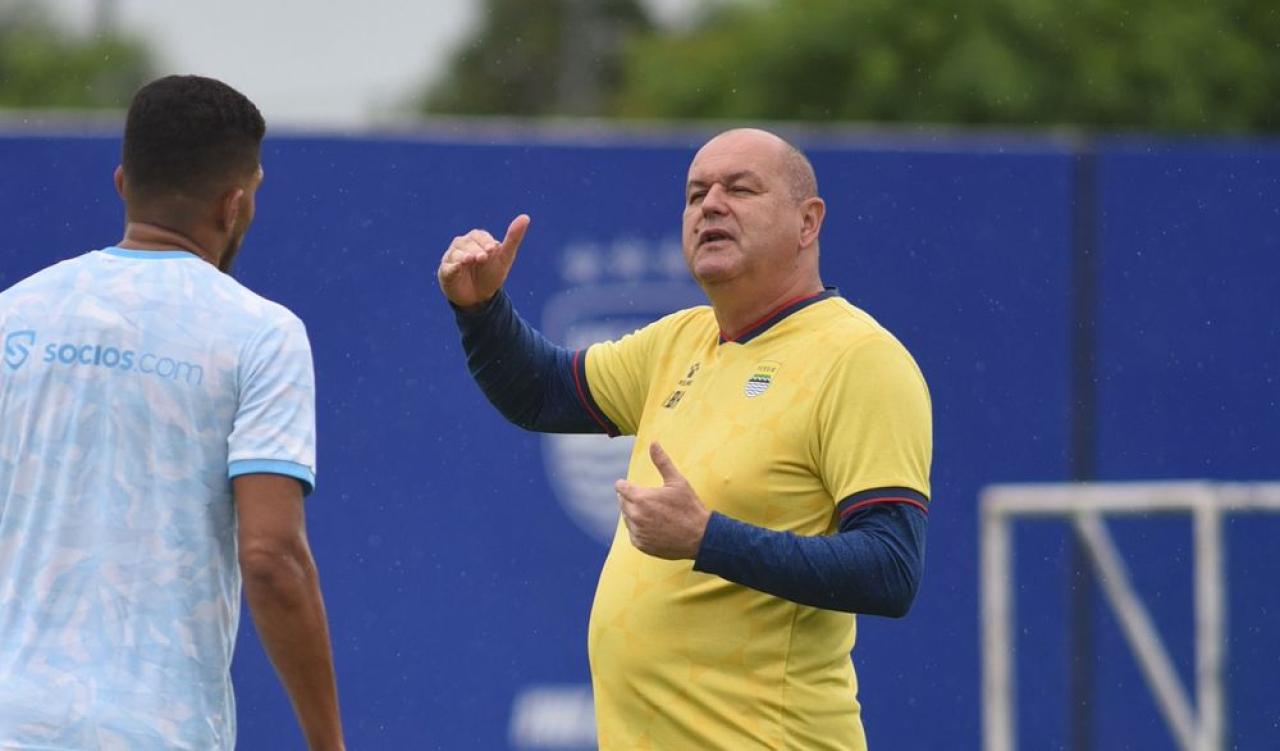 Pelatih kepala PERSIB, Bojan Hodak