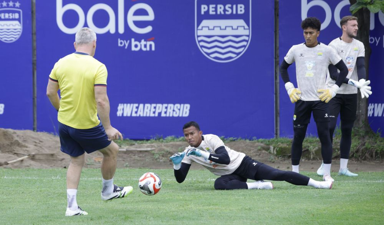 Penjaga gawang PERSIB, Teja Paku Alam