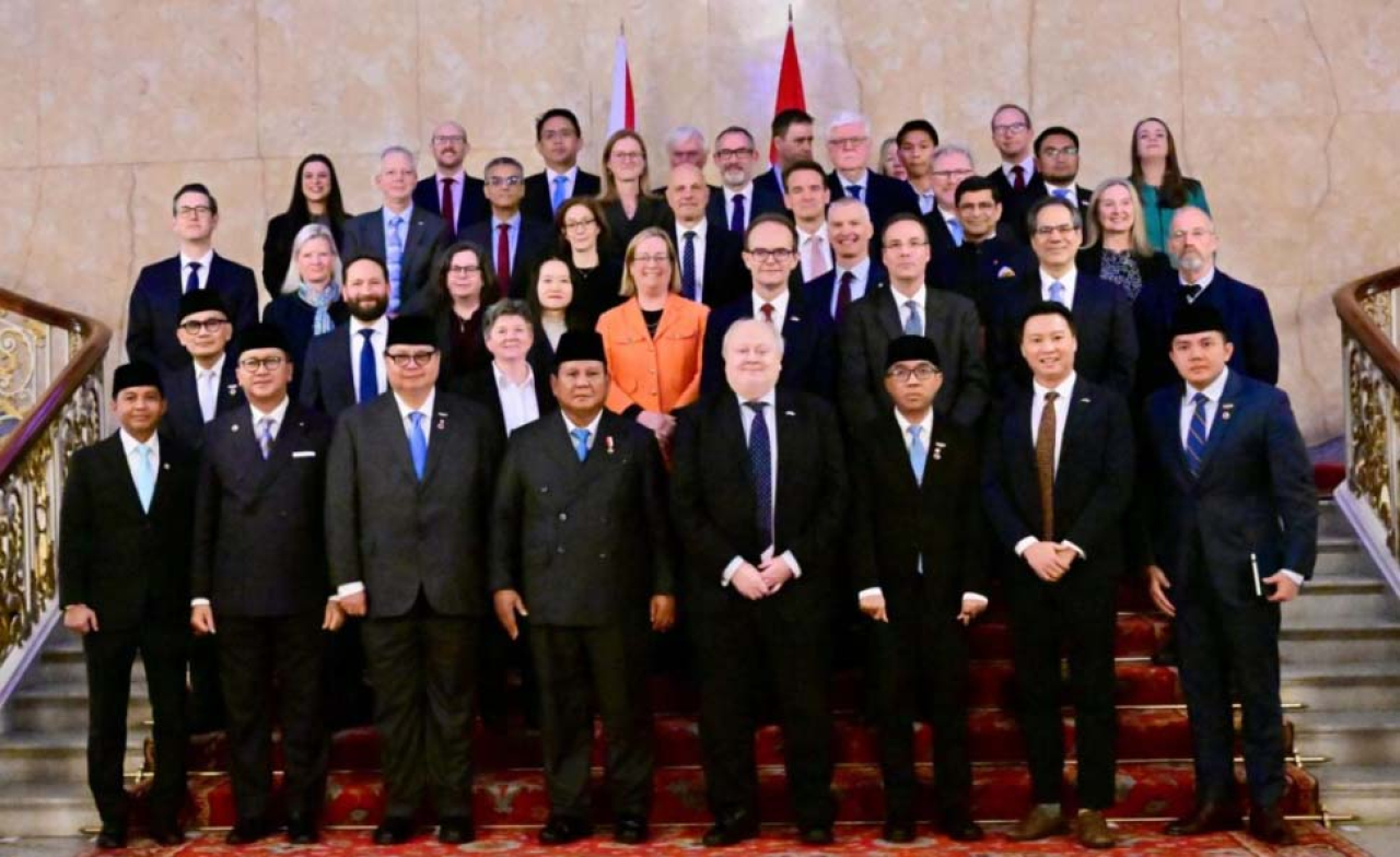 Presiden Prabowo Subianto menghadiri forum UK-Indonesia Education Roundtable bersama para perwakilan sejumlah universitas di Inggris, pada Selasa, 20 Januari 2026, di Lancaster House, London. Foto: BPMI Setpres/Rusman