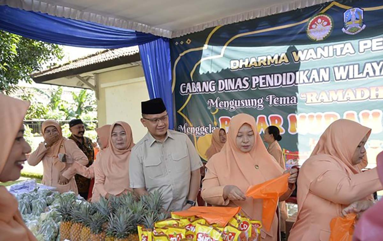 Kepala Dinas Pendidikan Jawa Timur, Aries Agung Paewai