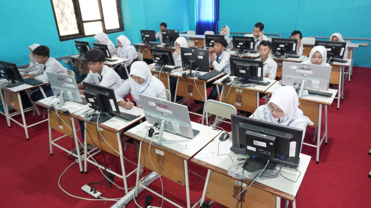 Hari Pertama TKA SMP 2026 di Surabaya Berjalan Mulus, Dispendik Pastikan Pengawasan Ketat