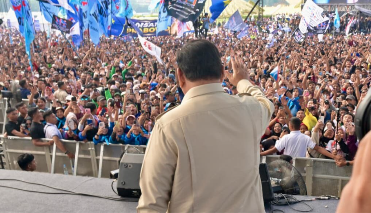 Presiden Prabowo Subianto menghadiri Peringatan Hari Buruh Internasional yang digelar di kawasan Lapangan Silang Monumen Nasional (Monas), Jakarta, pada Jumat, 1 Mei 2026. Foto: BPMI Setpres/Rusman