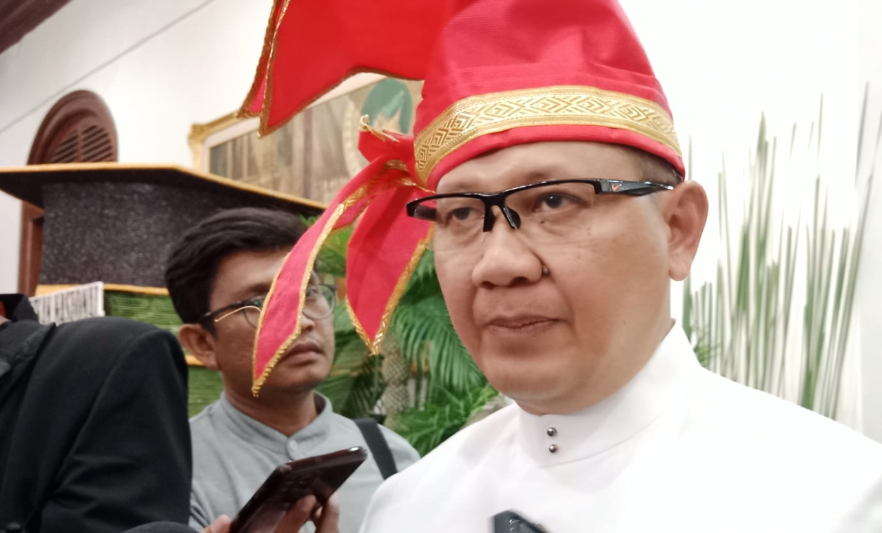 Kepala Dinas Pendidikan Jatim, Aries Agung Paewai