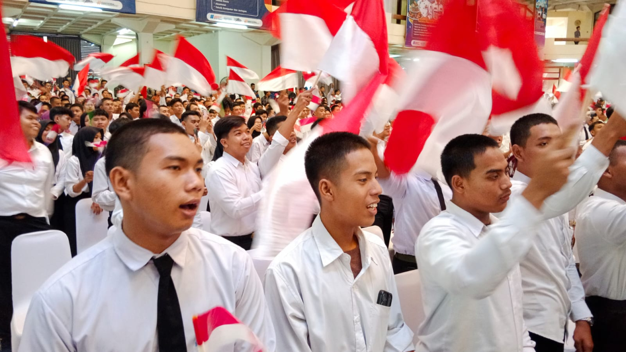 Jatim Lepas 3.600 Lulusan Vokasi ke Luar Negeri, Program SMK 3+1 Disiapkan Cetak Tenaga Kerja Global