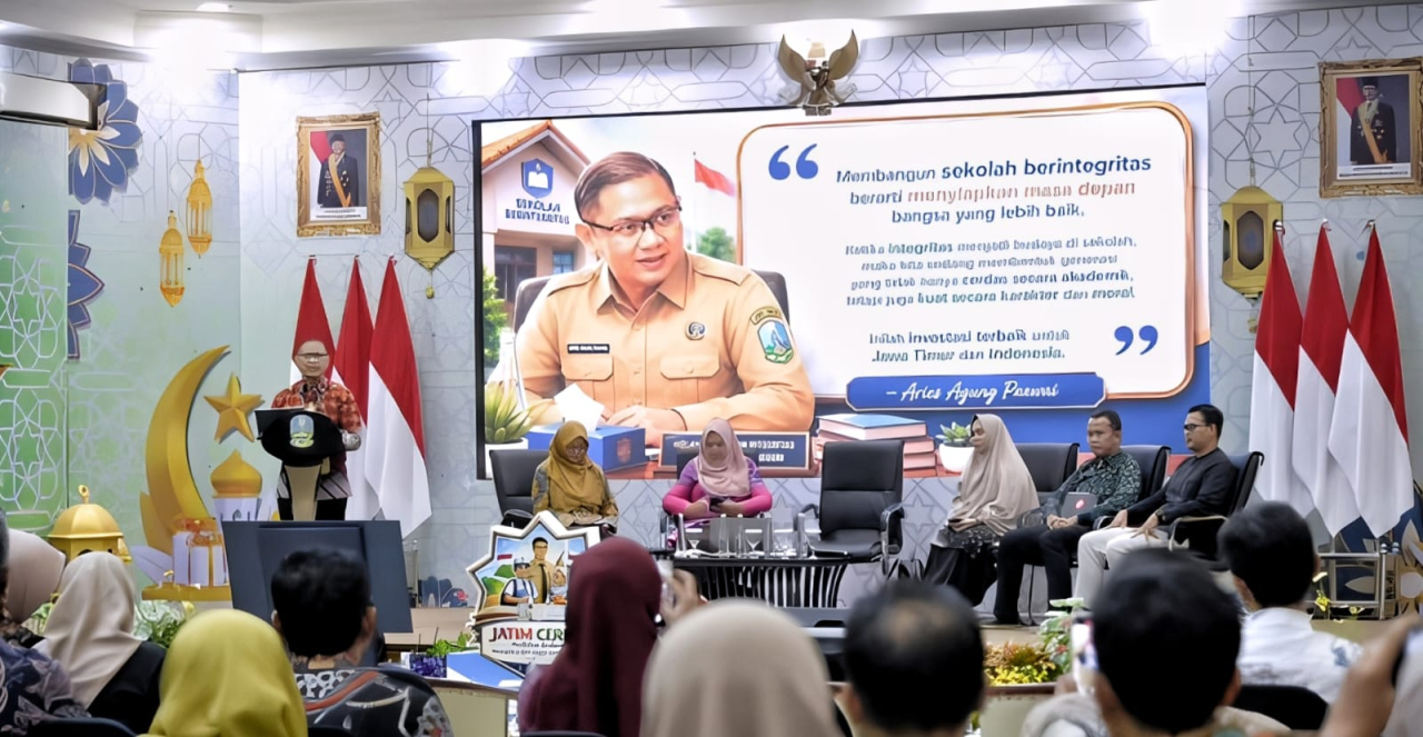 Kepala Dinas Pendidikan Jawa Timur Aries Agung Paewai
