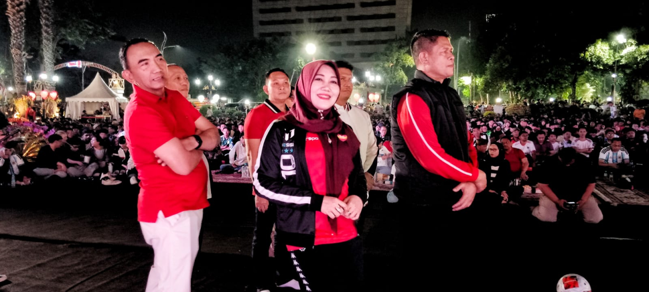 Spanyol Juara Dunia, Lia Istifhama: Era Generasi Muda Telah Tiba, Nobar Grahadi Hidupkan Ekonomi UMKM