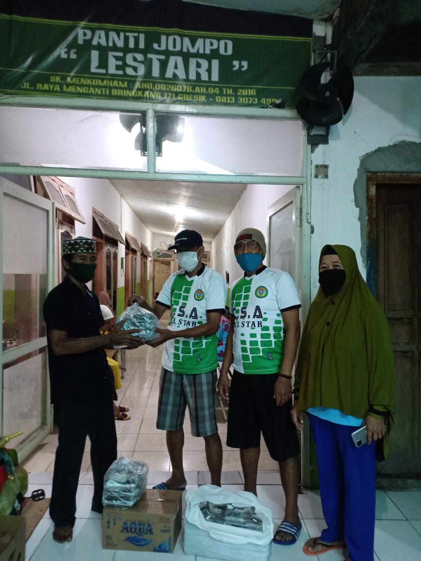 Komunitas CSA Berbagi  ke Panti Jompo Lestari Bringkang