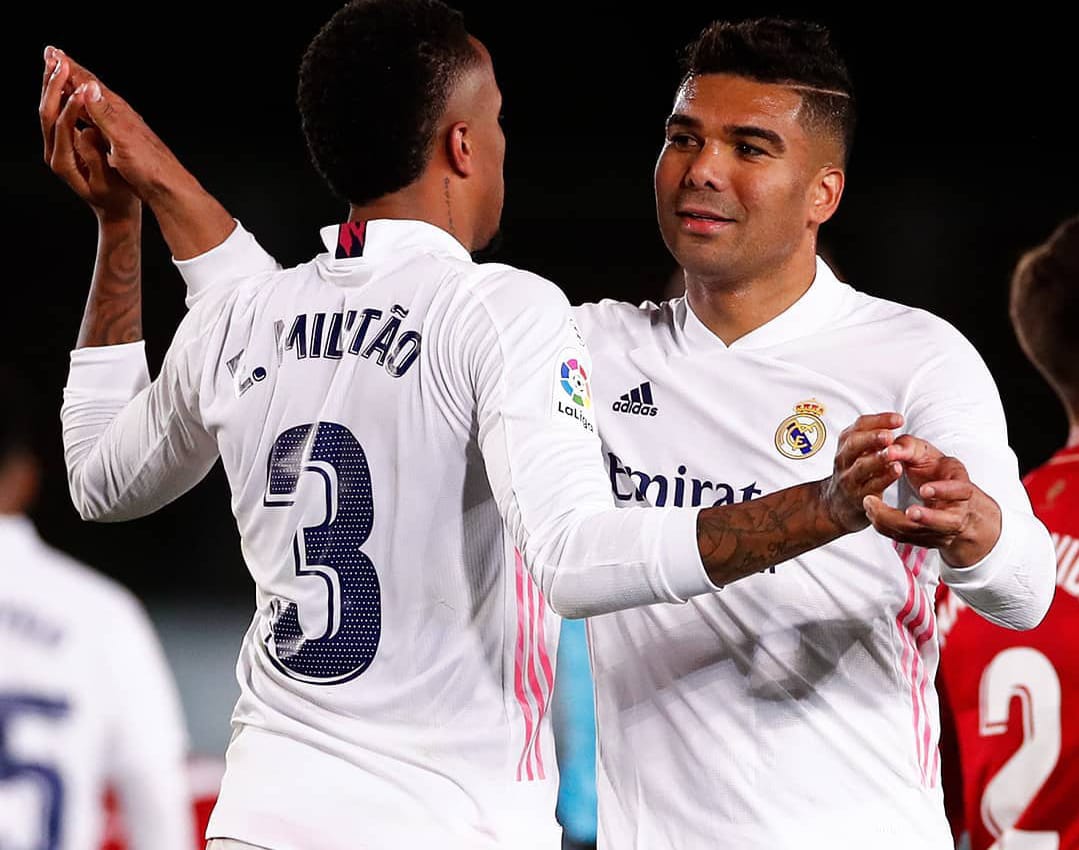 Militao dan Casemiro merayakan gol. IG Madrid