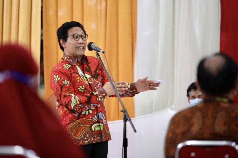 
Menteri Desa, Pembangunan Daerah Tertinggal, dan Transmigrasi Abdul Halim Iskandar. ANTARA/HO-Kemendes PDTT
