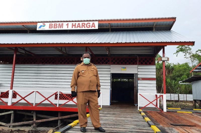 Pertamina MOR VIII PT Pertamina (Persero) sepanjang tahun 2020 berhasil mengoperasikan tambahan 44 titik SPBU BBM satu harga baru di Papua dan Maluku, dan 13 lokasi diantaranya telah dibangun di Maluku Utara (Malut). (Abdul Fatah)

