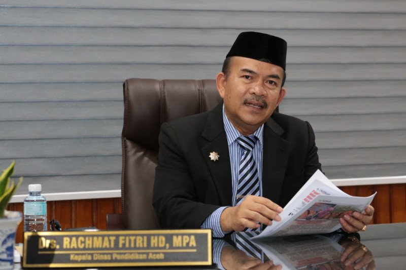 Kadisdik Aceh Rachmat Fitri. ant