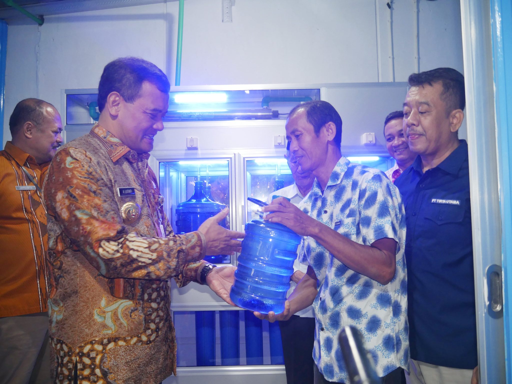 Gubernur Jawa Tengah Ahmad Luthfi saat menghadiri peresmian desalinasi Warga Rusunawa Slamaran, Kota Pekalongan, Selasa (25/3/2025).