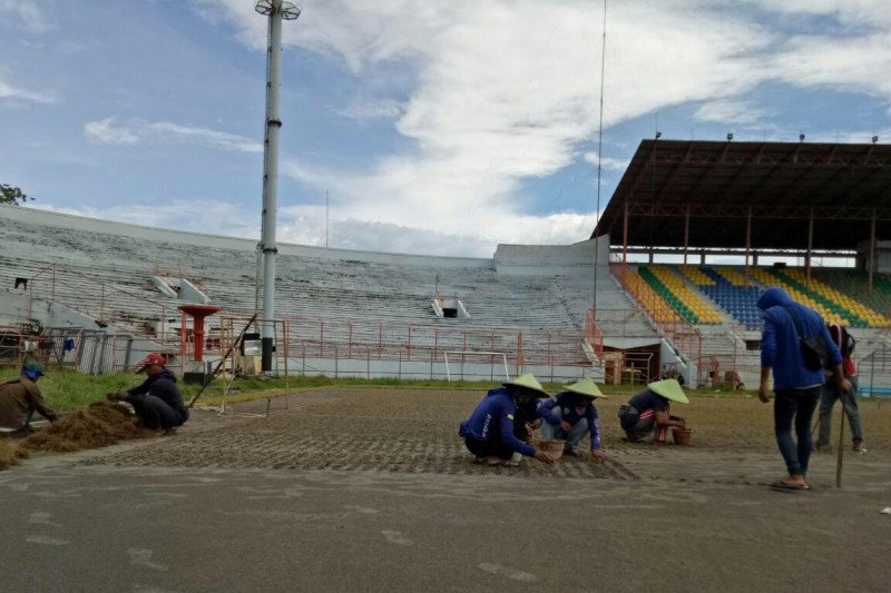 Dokumentasi - Renovasi Stadion Gelora 10 November Surabaya (FOTO ANTARA/HO-Humas Pemkot Surabaya)

