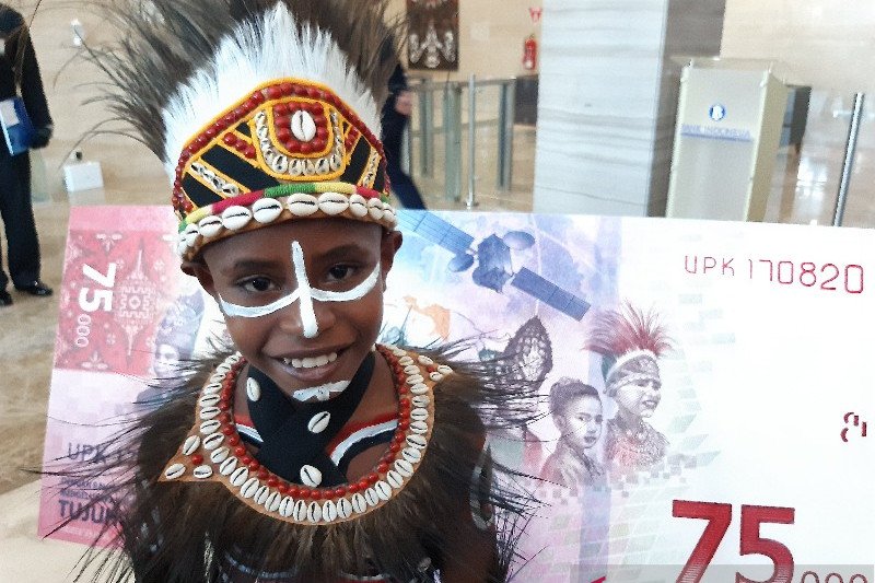Wajah Anaknya Tampil di Pecahan Rp 75 Ribu, Kedua Orangtua Bangga